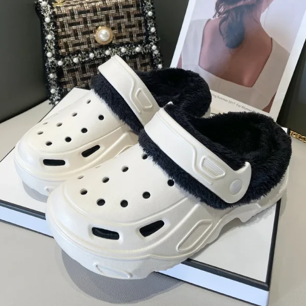 pantoufle en peluche Crocs pour hiver