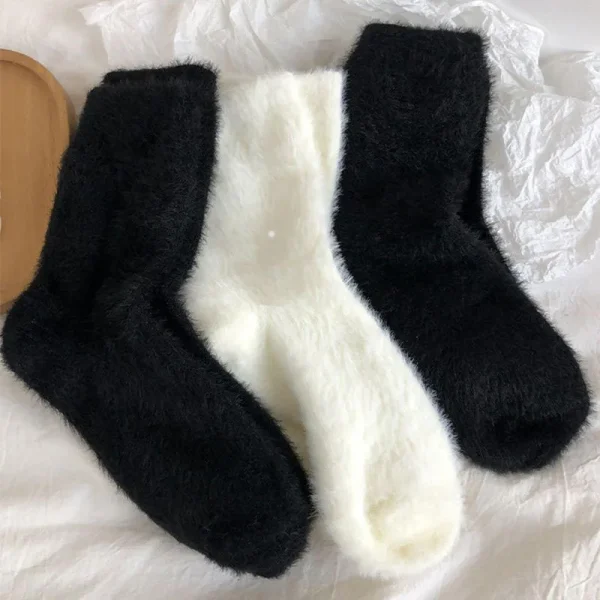 pantoufle chaude chaussette hiver en peluche