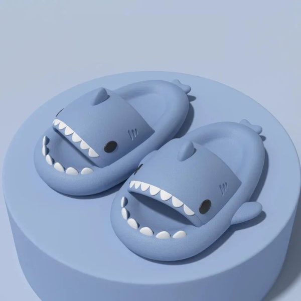 claquettes requin enfants